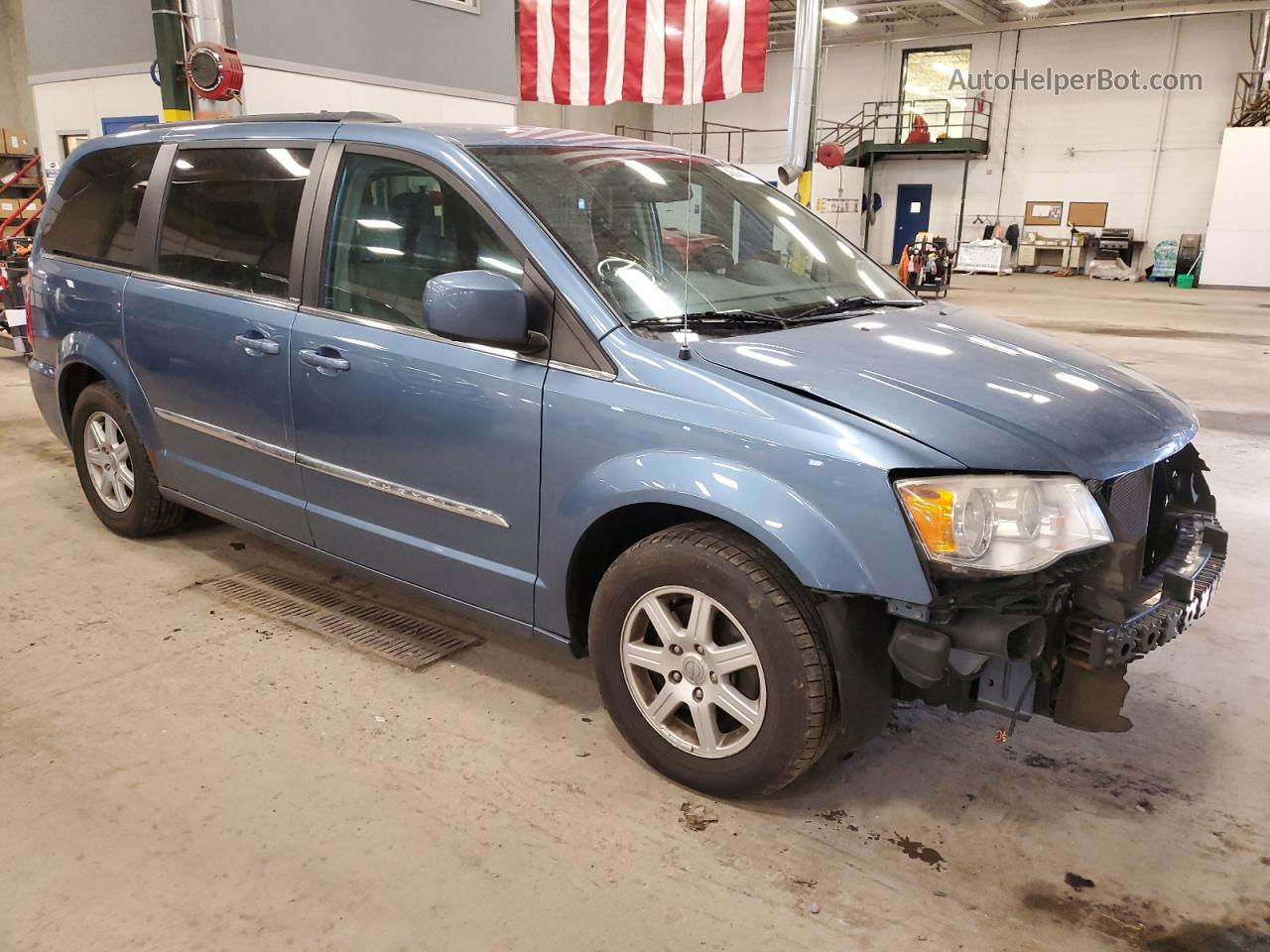 2011 Chrysler Town & Country Touring Blue vin: 2A4RR5DG2BR696252