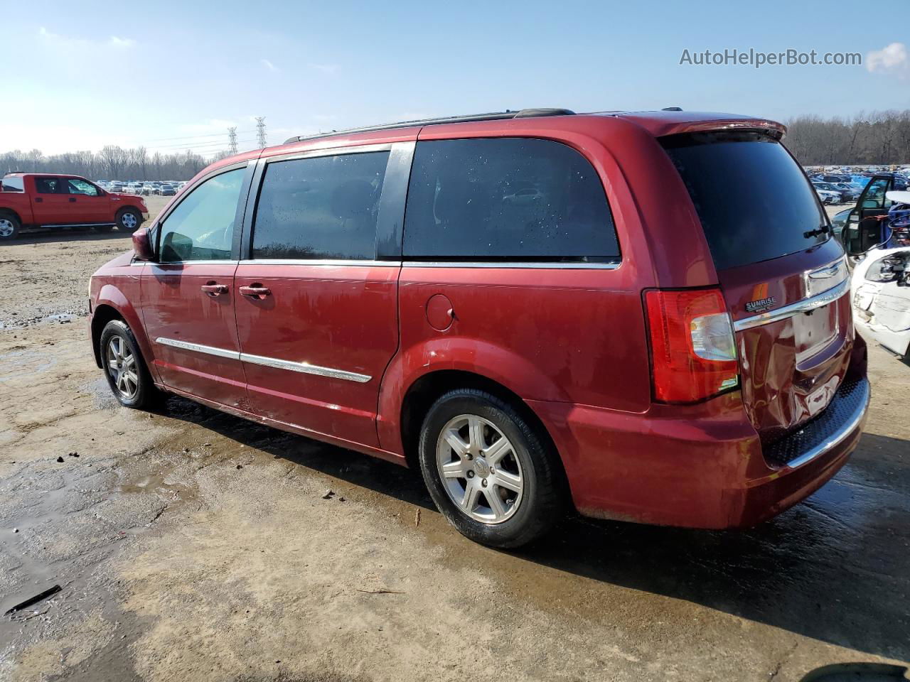 2011 Chrysler Town & Country Touring Бордовый vin: 2A4RR5DG3BR705024