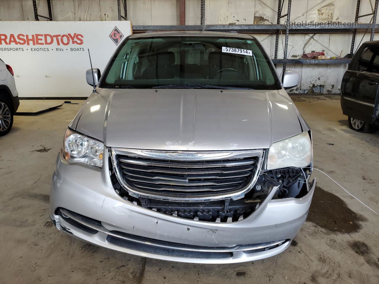 2011 Chrysler Town & Country Touring Silver vin: 2A4RR5DG3BR771430