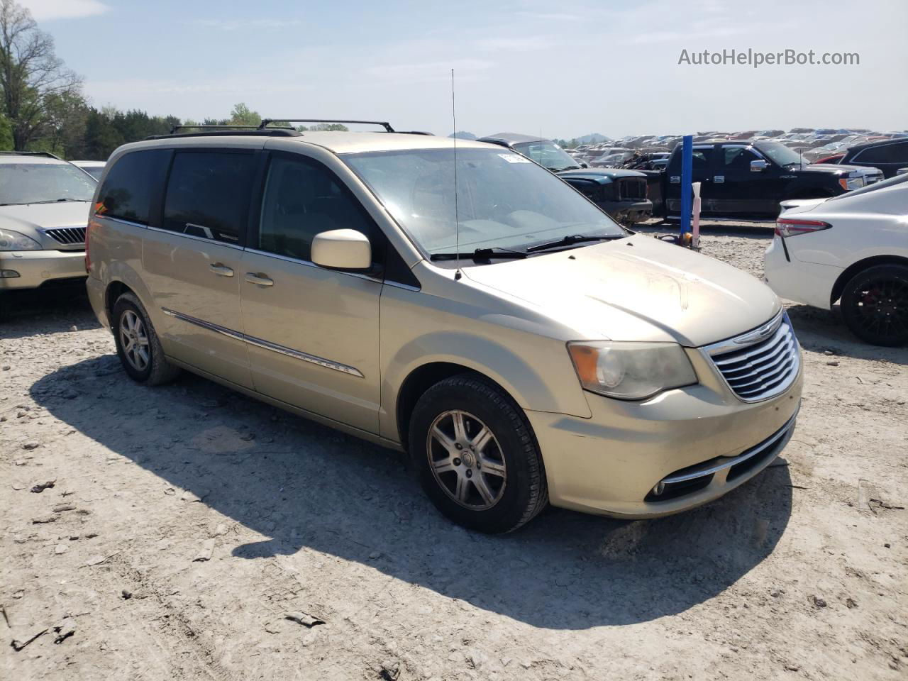 2011 Chrysler Town & Country Touring Beige vin: 2A4RR5DG5BR604079