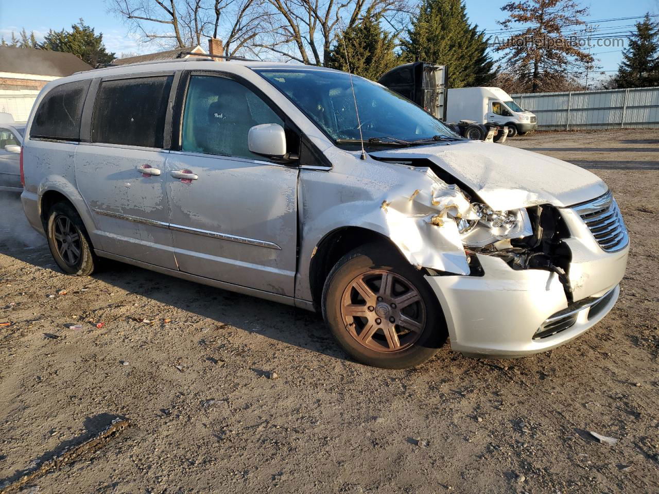 2011 Chrysler Town & Country Touring Silver vin: 2A4RR5DG6BR781871