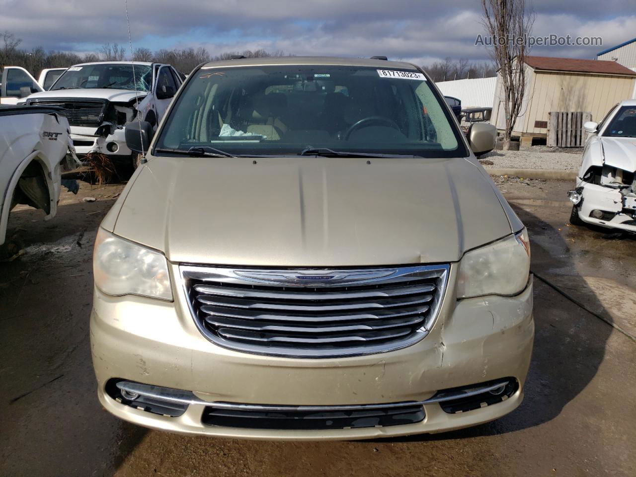 2011 Chrysler Town & Country Touring Beige vin: 2A4RR5DG7BR664736