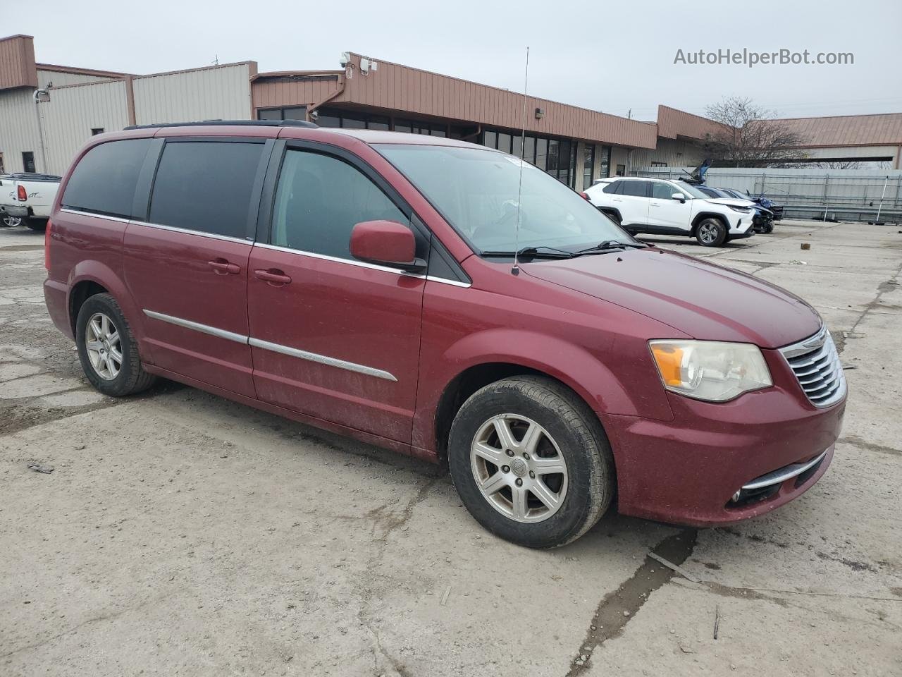 2011 Chrysler Town & Country Touring Бордовый vin: 2A4RR5DG8BR607350