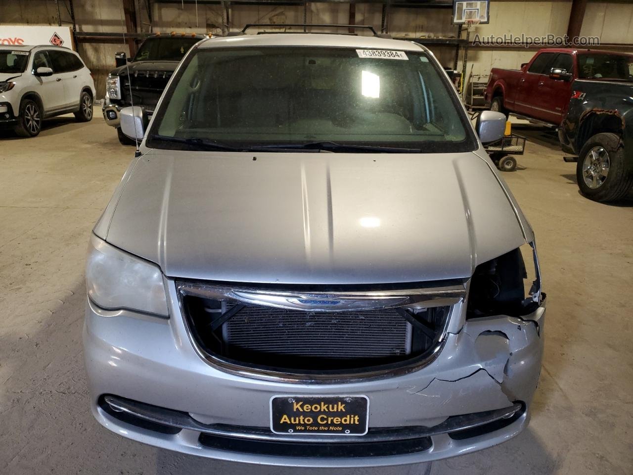 2011 Chrysler Town & Country Touring Silver vin: 2A4RR5DG8BR650389