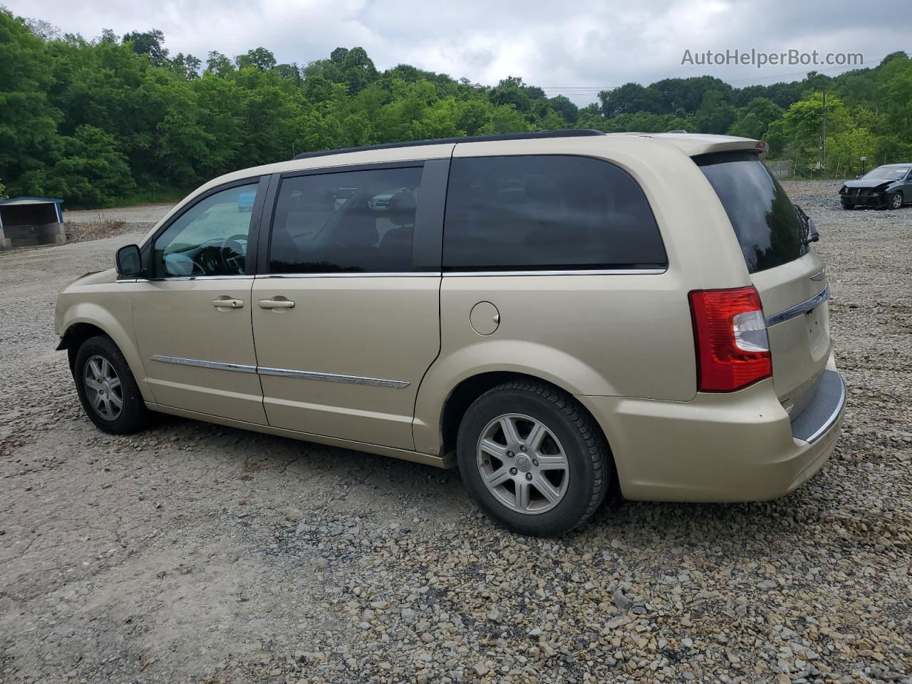 2011 Chrysler Town & Country Touring Beige vin: 2A4RR5DG8BR702071