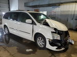 2011 Chrysler Town & Country Touring White vin: 2A4RR5DG9BR687287