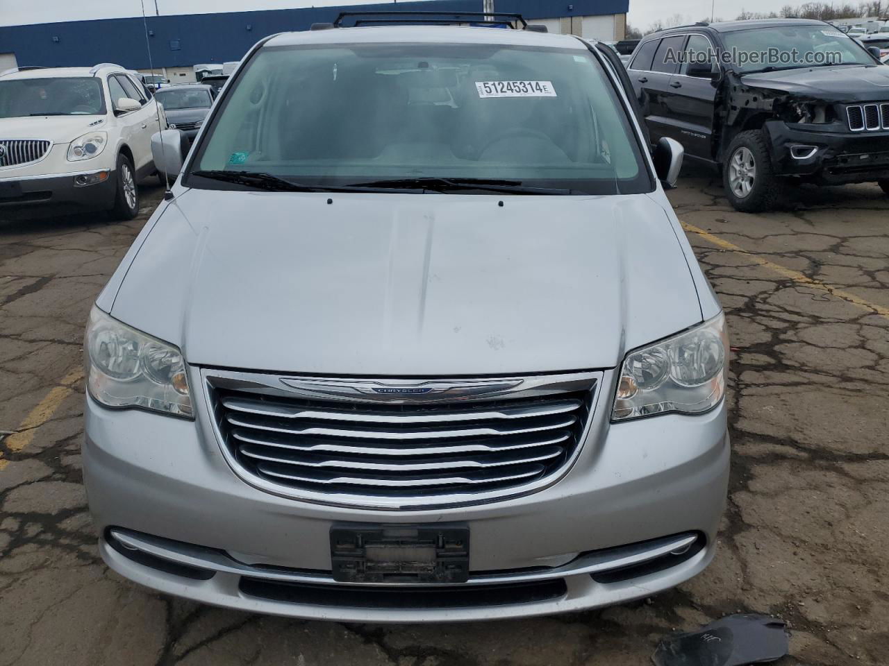 2011 Chrysler Town & Country Touring Silver vin: 2A4RR5DGXBR667064