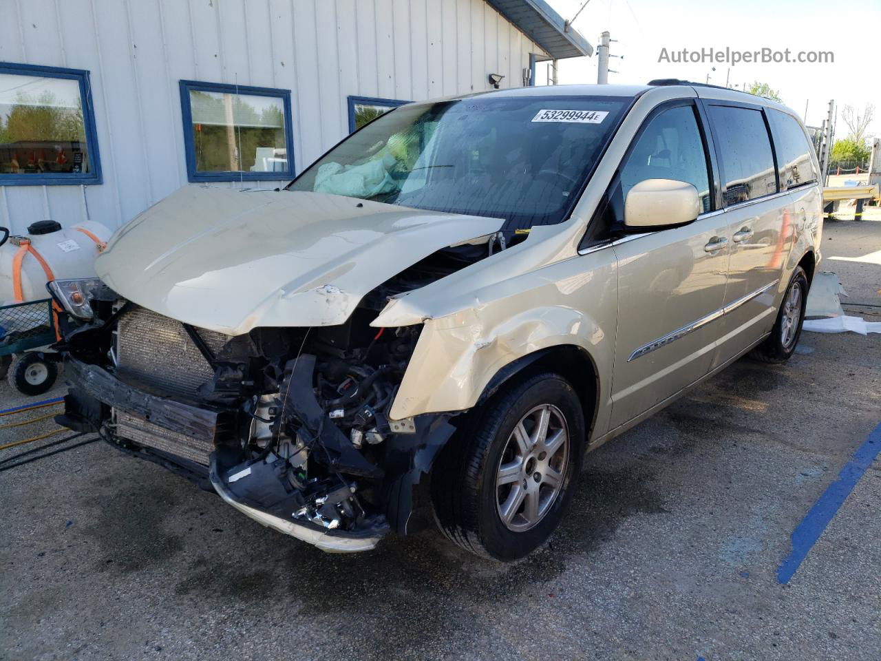 2011 Chrysler Town & Country Touring Beige vin: 2A4RR5DGXBR735671