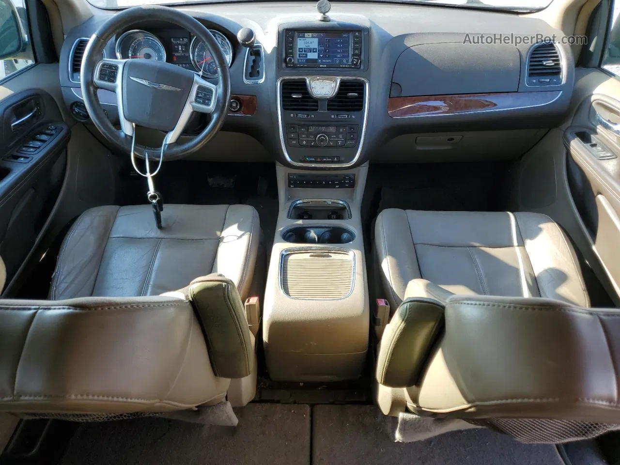 2011 Chrysler Town & Country Limited Tan vin: 2A4RR6DG7BR630723