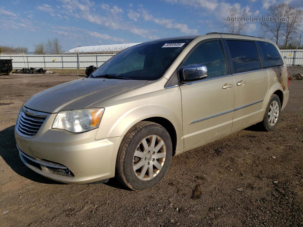 2011 Chrysler Town & Country Touring L Gold vin: 2A4RR8DG1BR630714