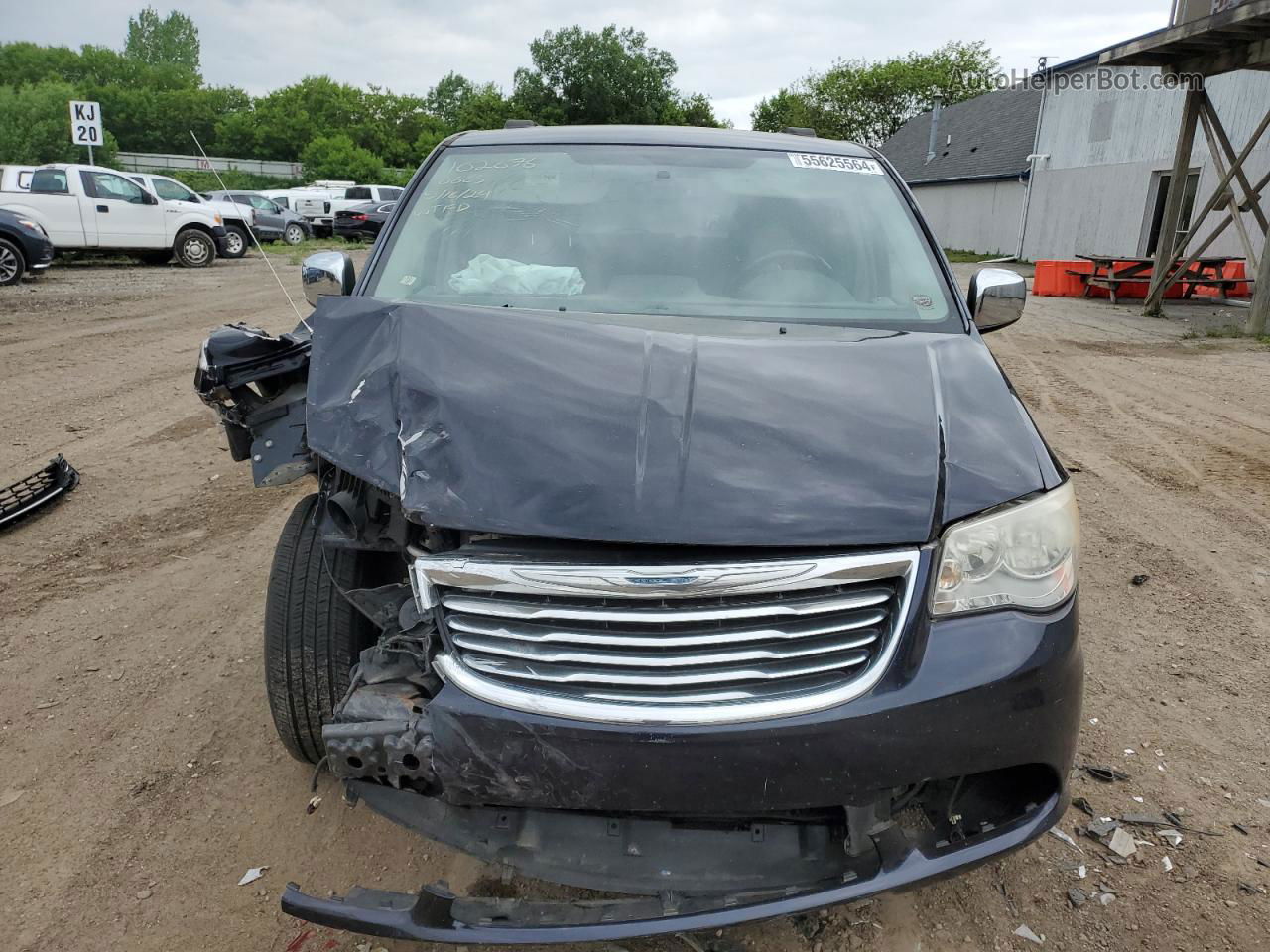 2011 Chrysler Town & Country Touring L Черный vin: 2A4RR8DG5BR640663