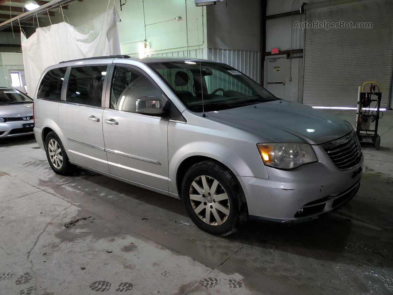 2011 Chrysler Town & Country Touring L Silver vin: 2A4RR8DG6BR734003