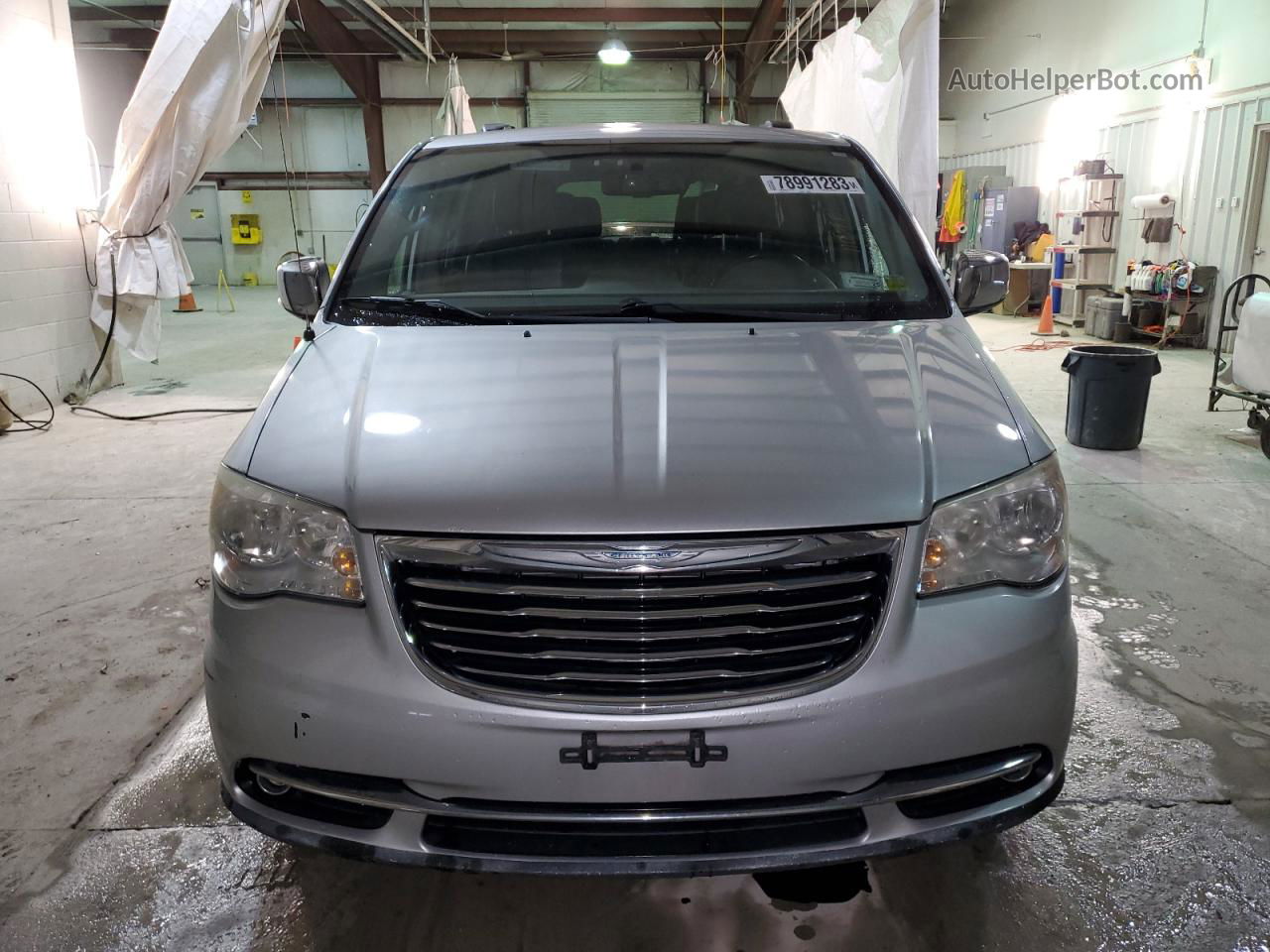 2011 Chrysler Town & Country Touring L Silver vin: 2A4RR8DG6BR734003