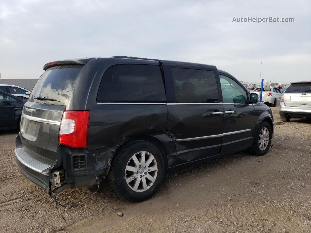 2011 Chrysler Town & Country Touring L Черный vin: 2A4RR8DG8BR704761