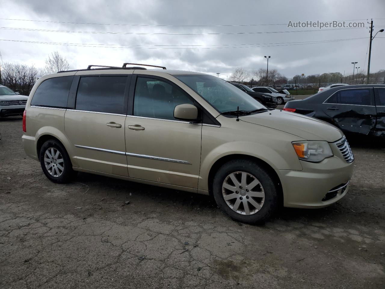 2011 Chrysler Town & Country Touring L Gold vin: 2A4RR8DGXBR616942