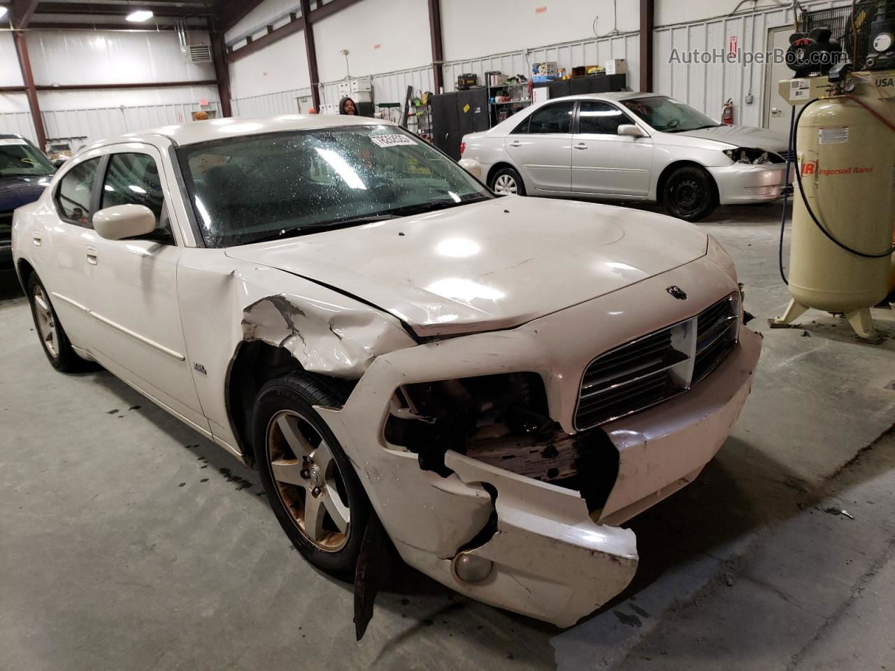 2010 Dodge Charger Sxt White vin: 2B3CA3CV5AH165690