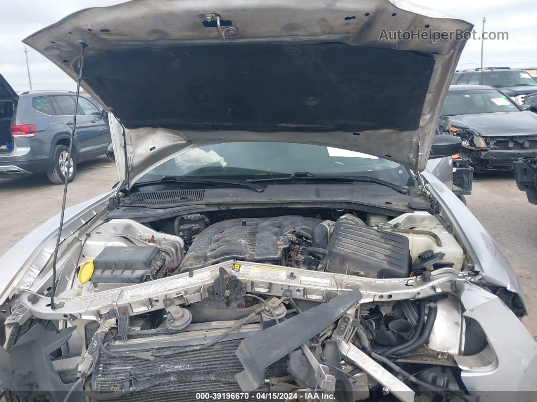 2006 Dodge Charger   Silver vin: 2B3KA43G06H479368