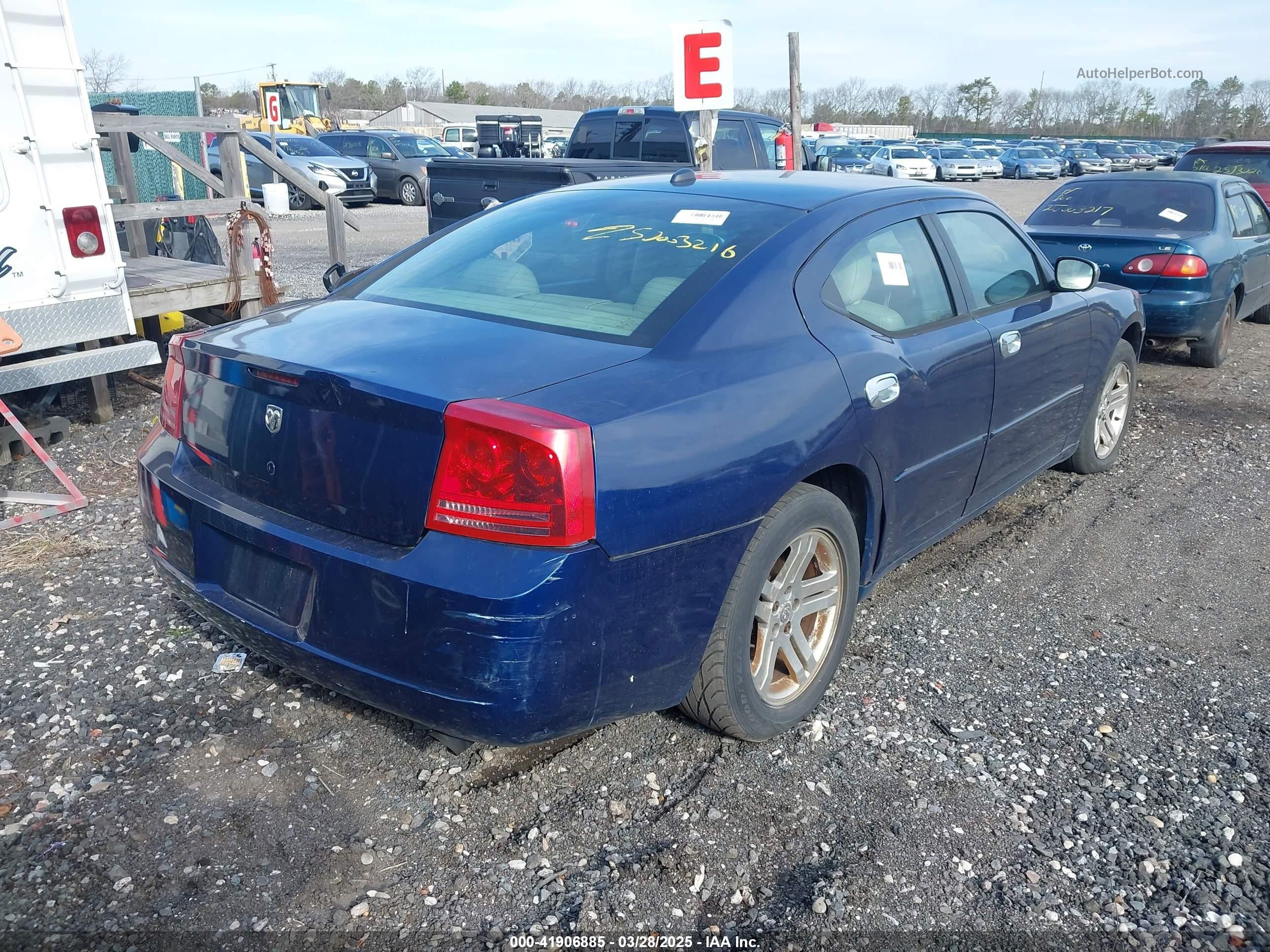 2006 Dodge Charger   Dark Blue vin: 2B3KA43G96H173351
