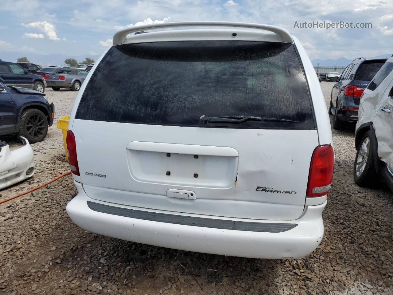 2000 Dodge Grand Caravan Se White vin: 2B4GP44G5YR702452