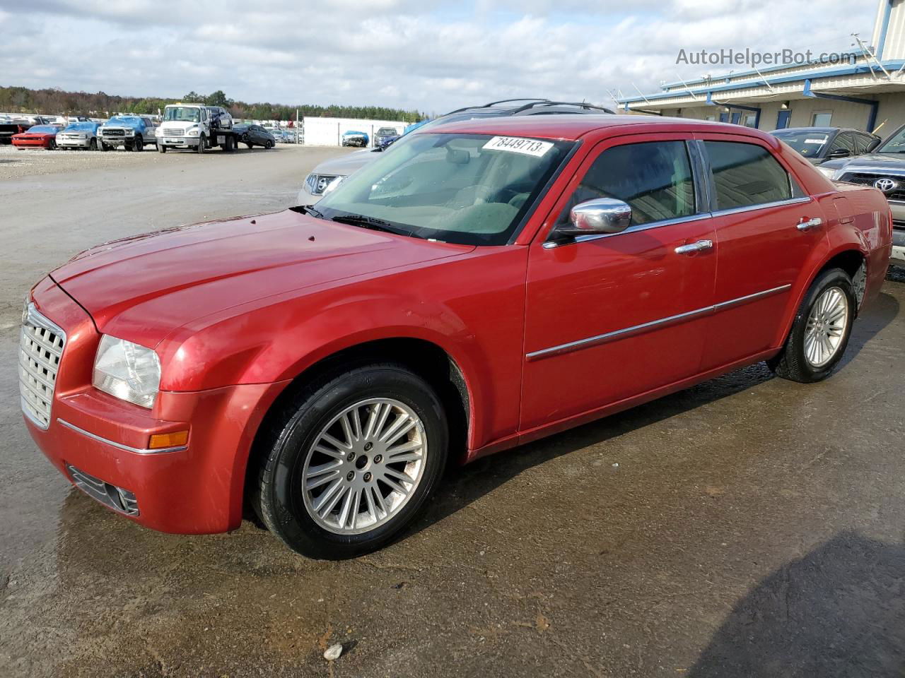 2010 Chrysler 300 Touring Red vin: 2C3CA1CV6AH273291