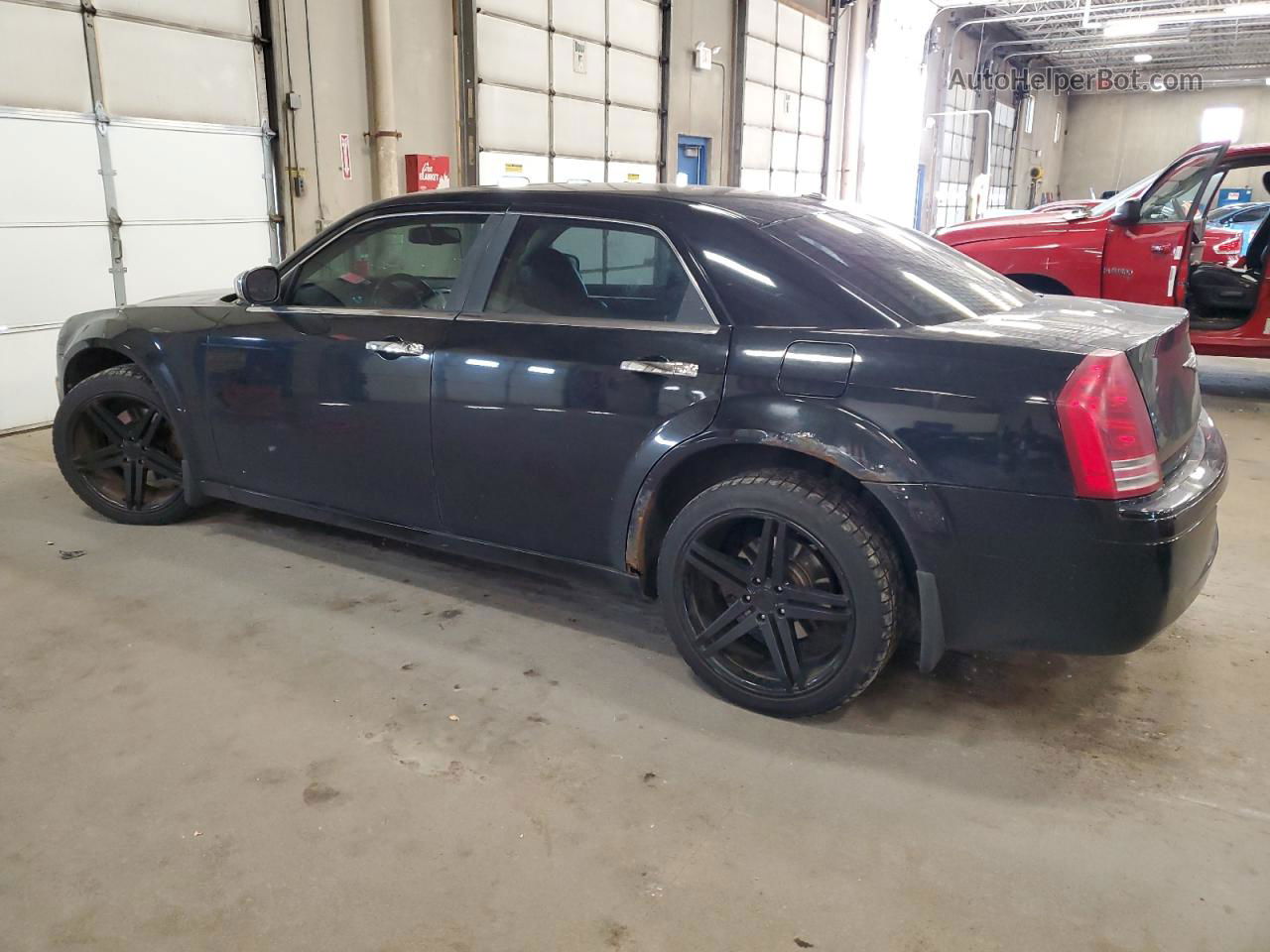 2010 Chrysler 300 S Черный vin: 2C3CA2CV7AH270776