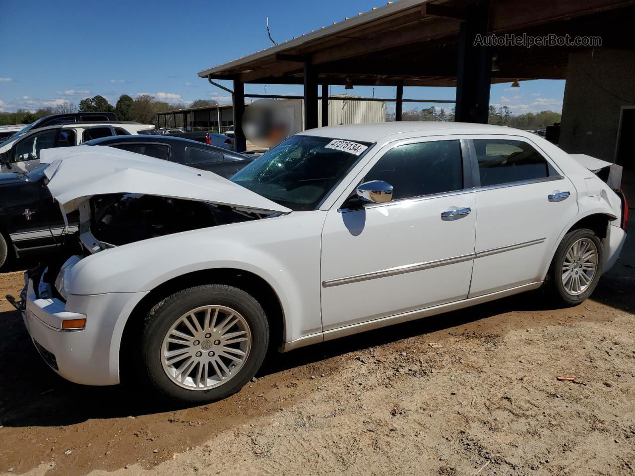 2010 Chrysler 300 Touring White vin: 2C3CA4CD5AH330640