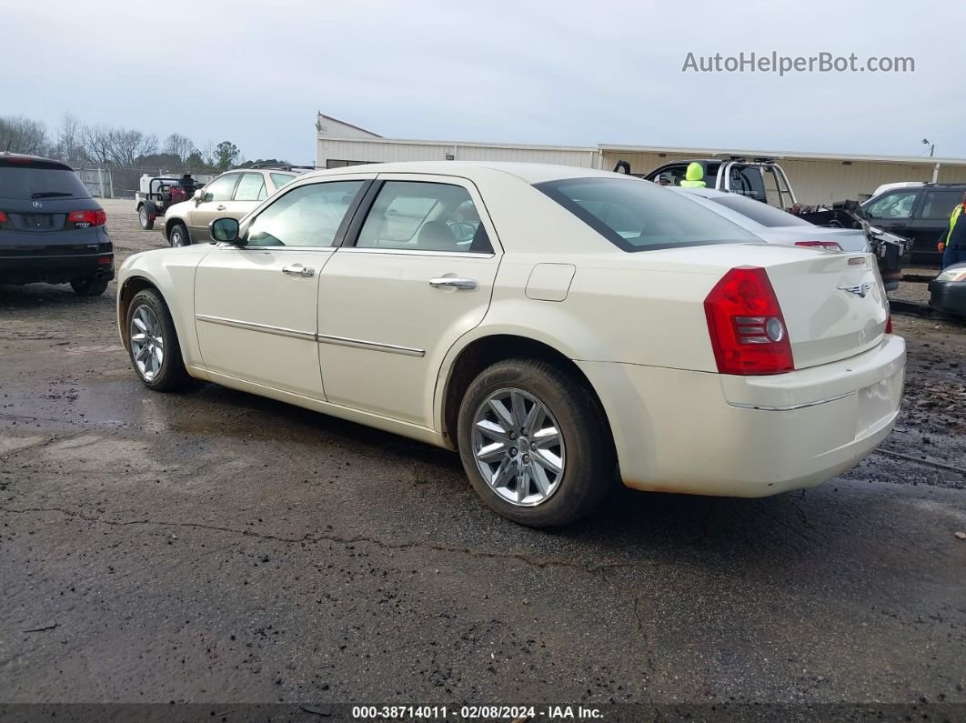 2010 Chrysler 300 Touring White vin: 2C3CA4CD6AH132374