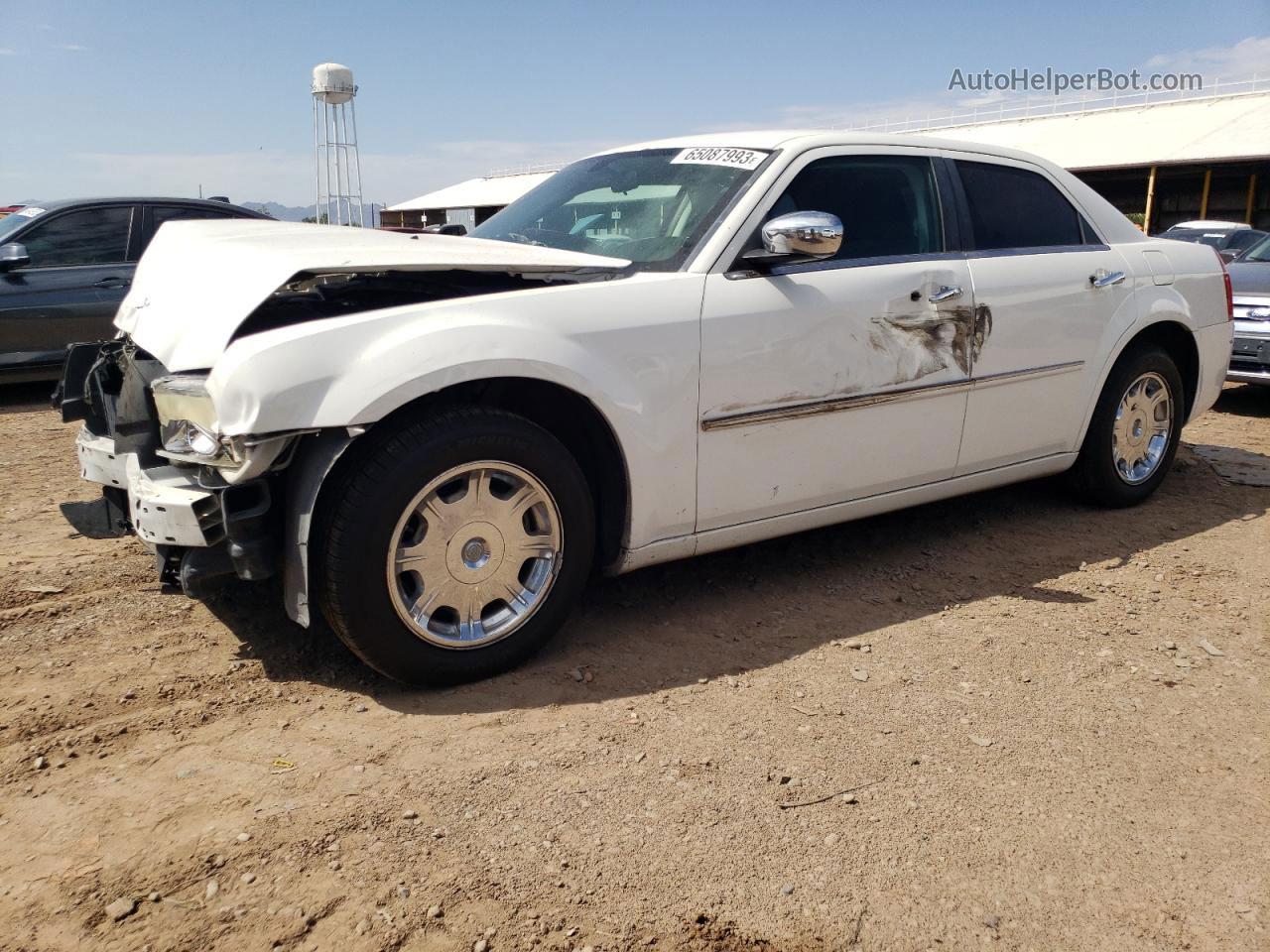 2010 Chrysler 300 Touring White vin: 2C3CA4CDXAH199088