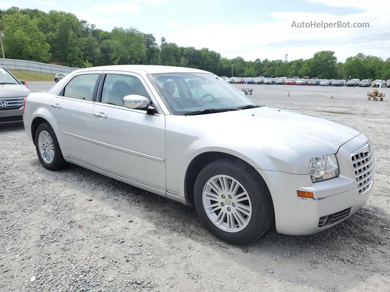 2010 Chrysler 300 Touring Silver vin: 2C3CA4CDXAH215452