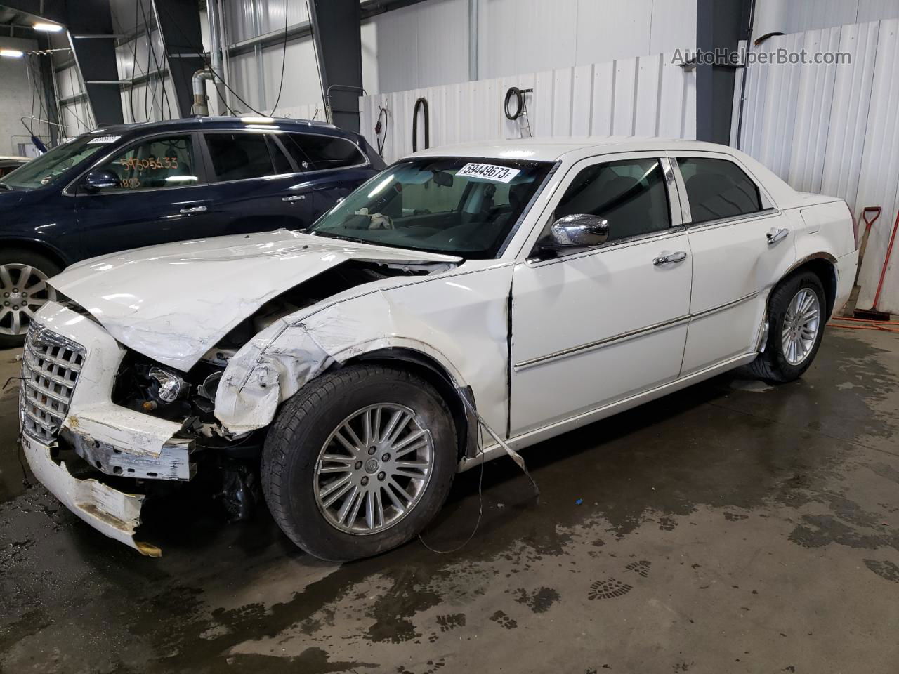 2010 Chrysler 300 Touring White vin: 2C3CA5CV0AH173596