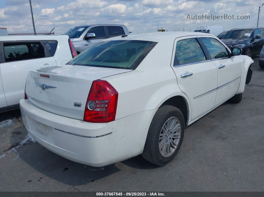 2010 Chrysler 300 Touring Белый vin: 2C3CA5CV0AH203941