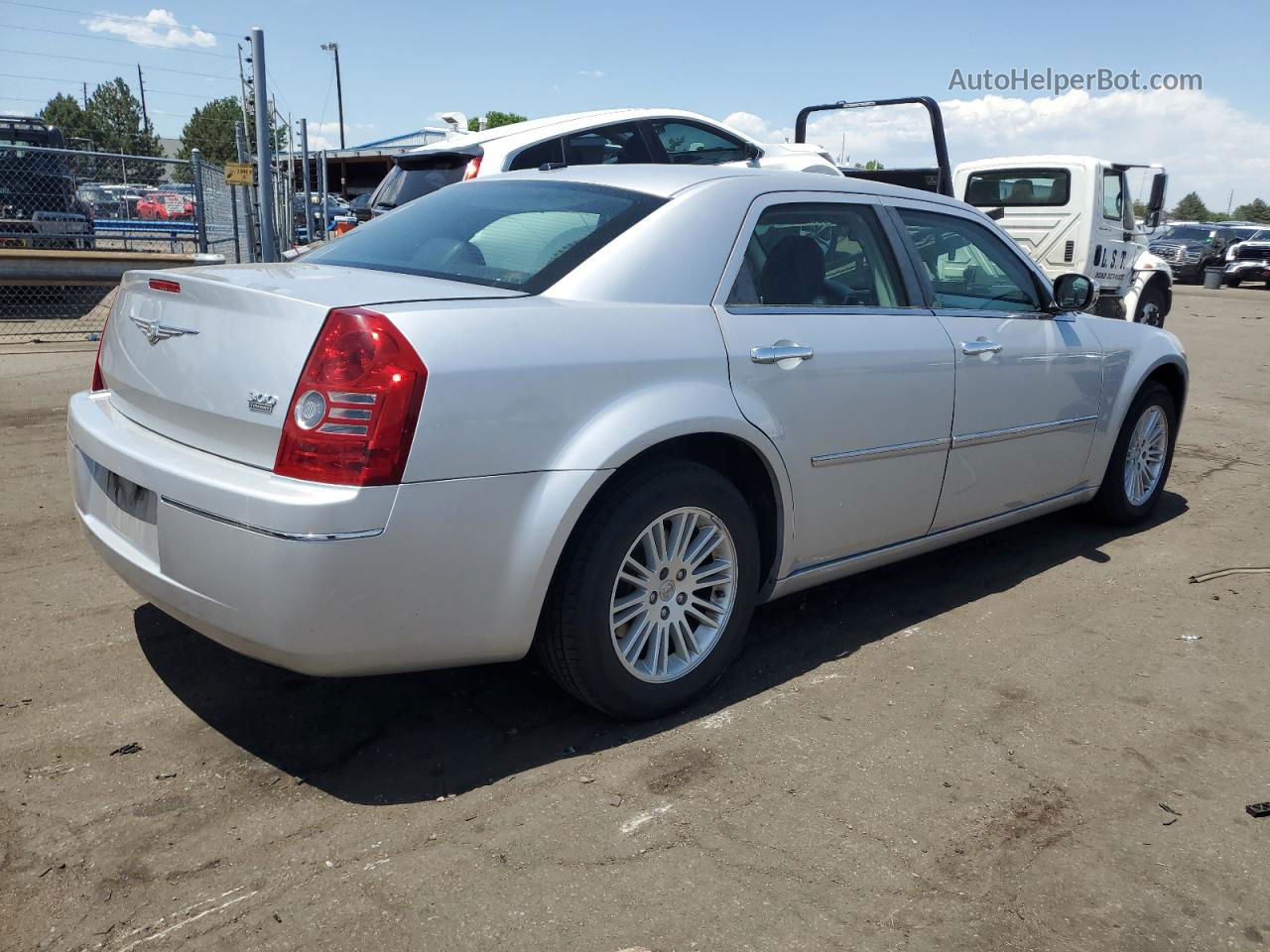 2010 Chrysler 300 Touring Silver vin: 2C3CA5CV0AH241315