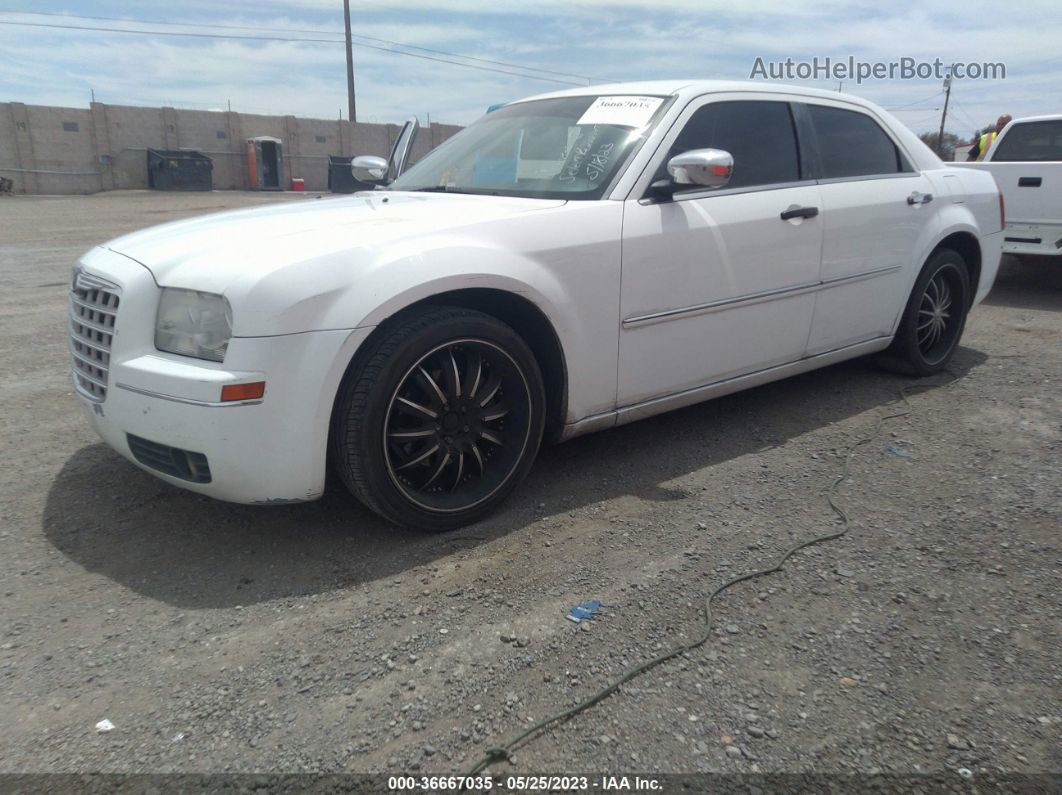 2010 Chrysler 300 Touring White vin: 2C3CA5CV0AH307040