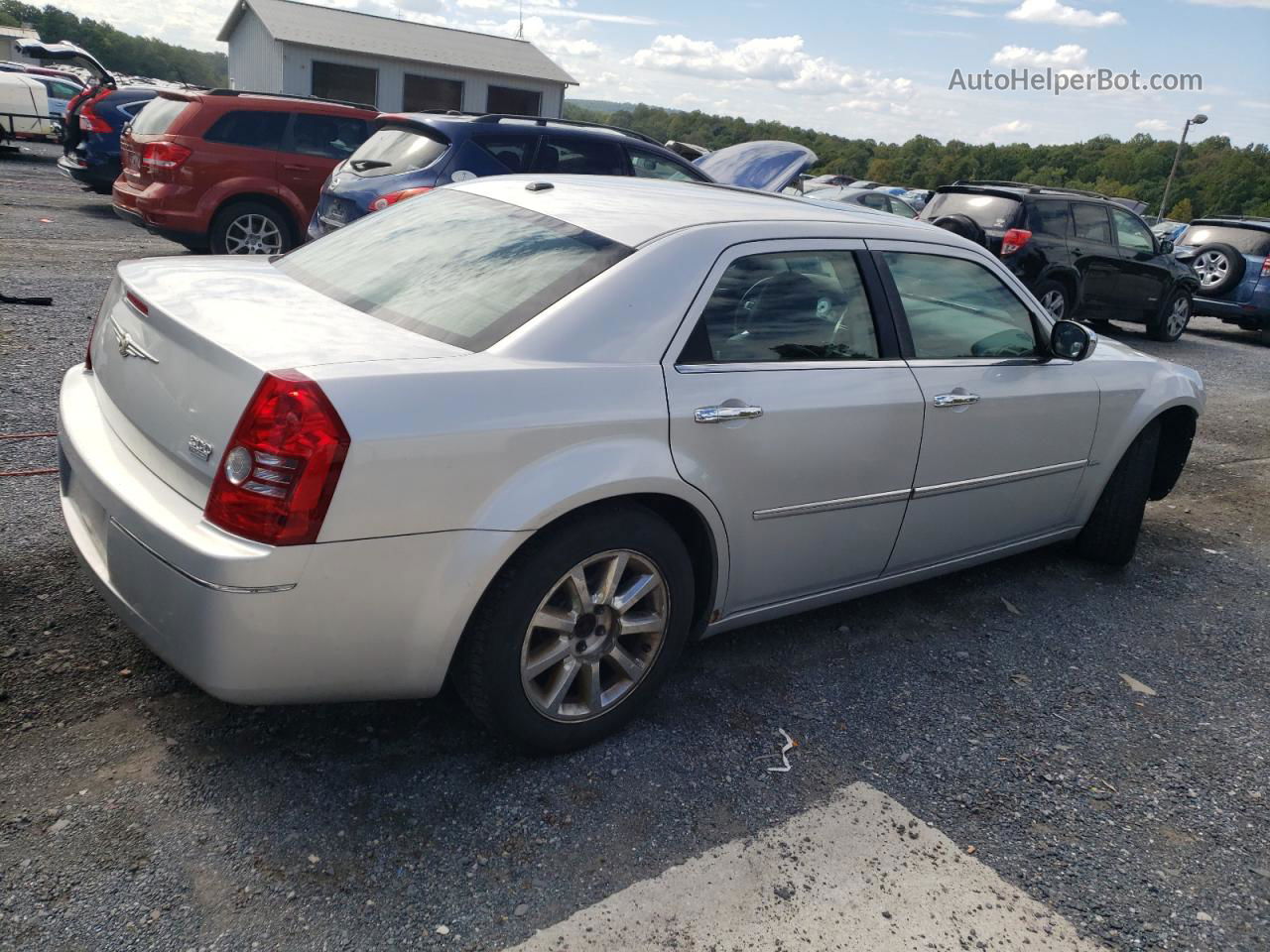 2010 Chrysler 300 Touring Серебряный vin: 2C3CA5CV1AH135522