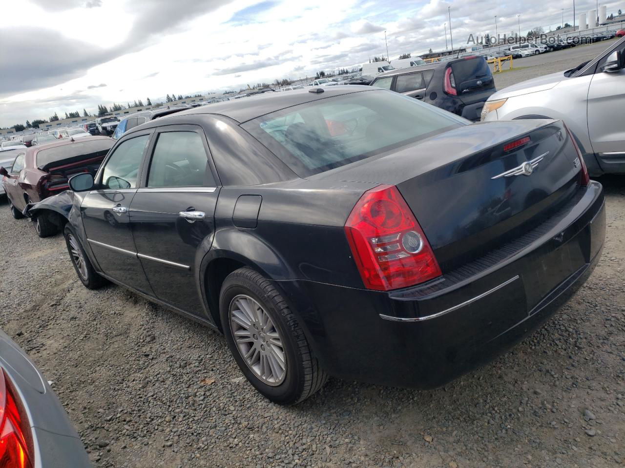 2010 Chrysler 300 Touring Black vin: 2C3CA5CV1AH235782