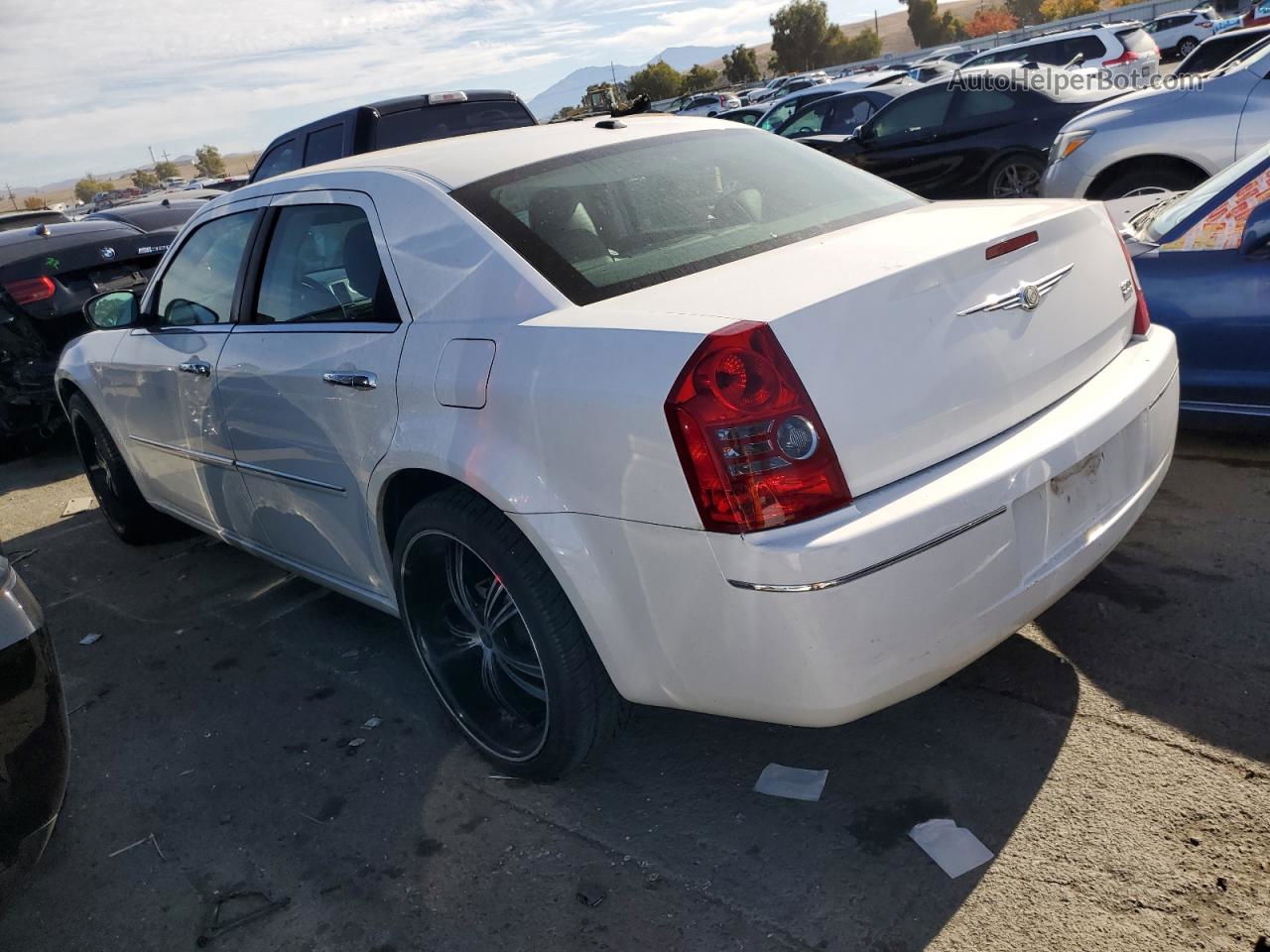 2010 Chrysler 300 Touring White vin: 2C3CA5CV3AH284207