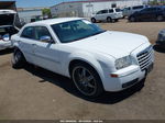 2010 Chrysler 300 Touring/signature Series/executive Series White vin: 2C3CA5CV3AH307159