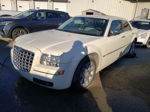 2010 Chrysler 300 Touring Кремовый vin: 2C3CA5CV4AH106161