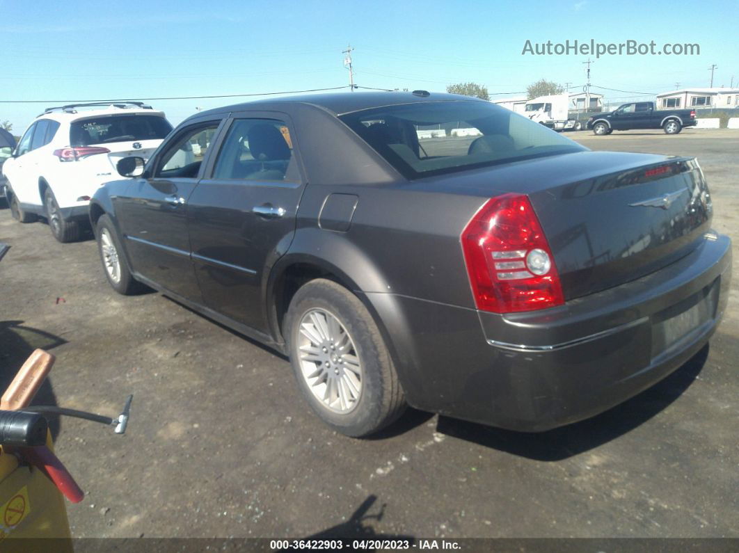 2010 Chrysler 300 Touring Brown vin: 2C3CA5CV4AH206406