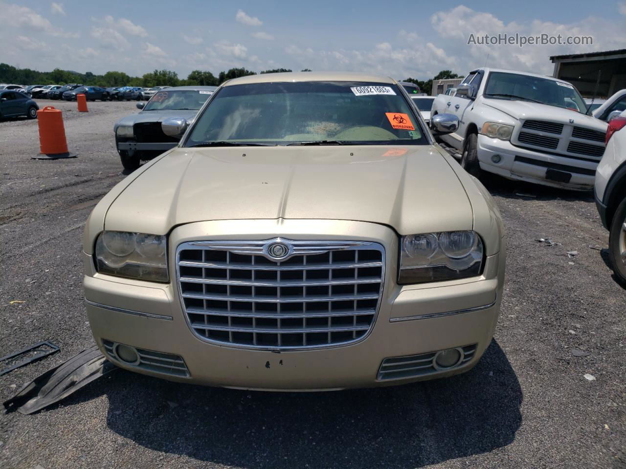 2010 Chrysler 300 Touring Золотой vin: 2C3CA5CV4AH209564