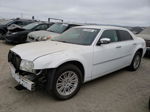 2010 Chrysler 300 Touring Белый vin: 2C3CA5CV5AH276237