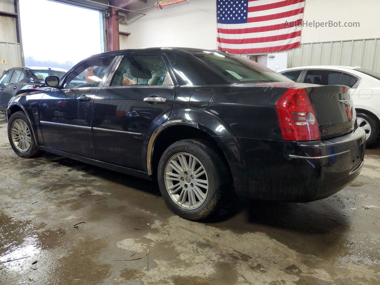 2010 Chrysler 300 Touring Black vin: 2C3CA5CV5AH327512