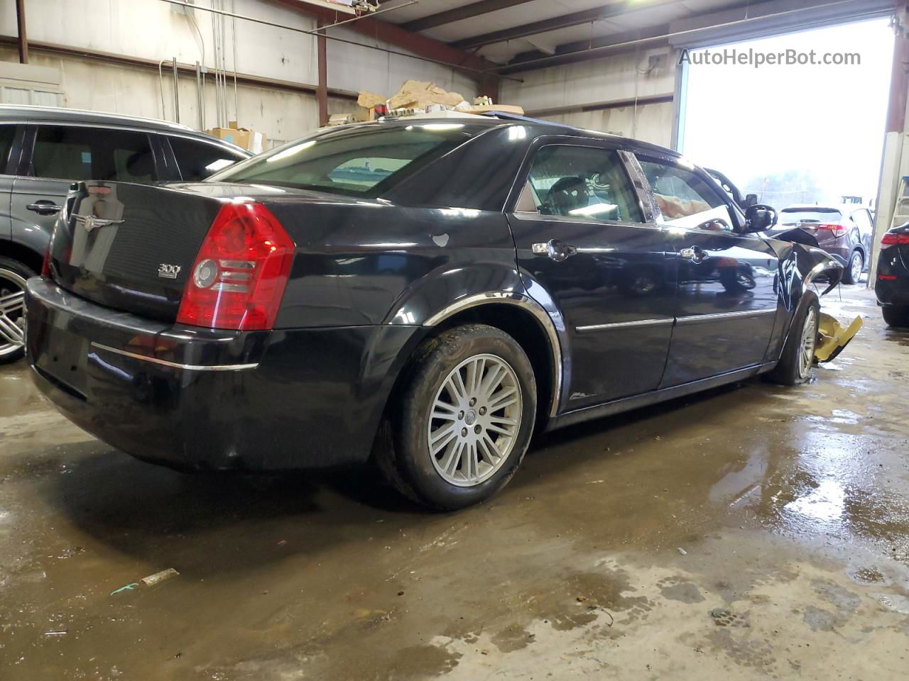 2010 Chrysler 300 Touring Black vin: 2C3CA5CV5AH327512