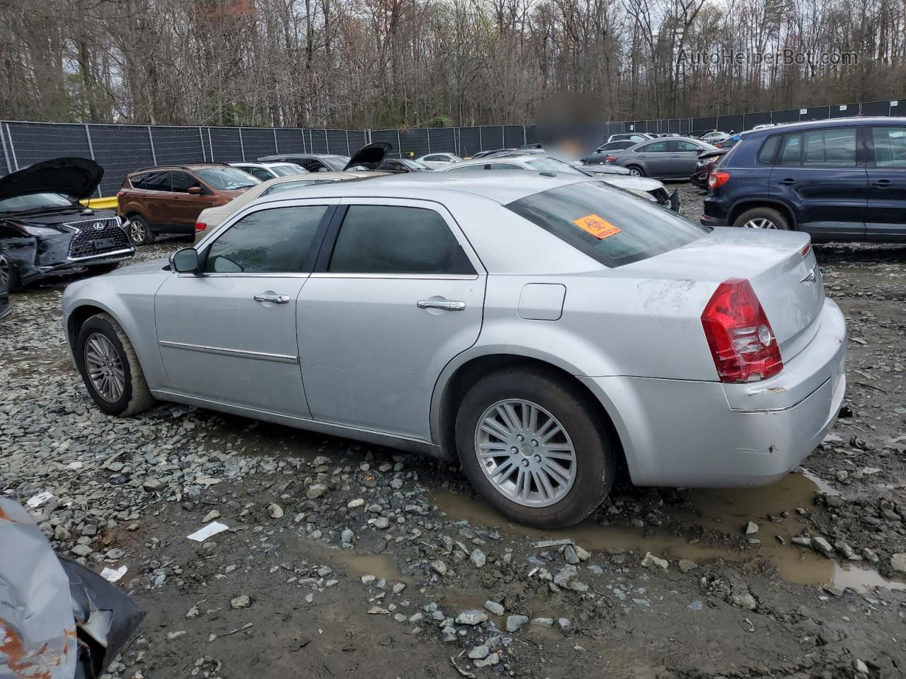 2010 Chrysler 300 Touring Silver vin: 2C3CA5CV6AH218072