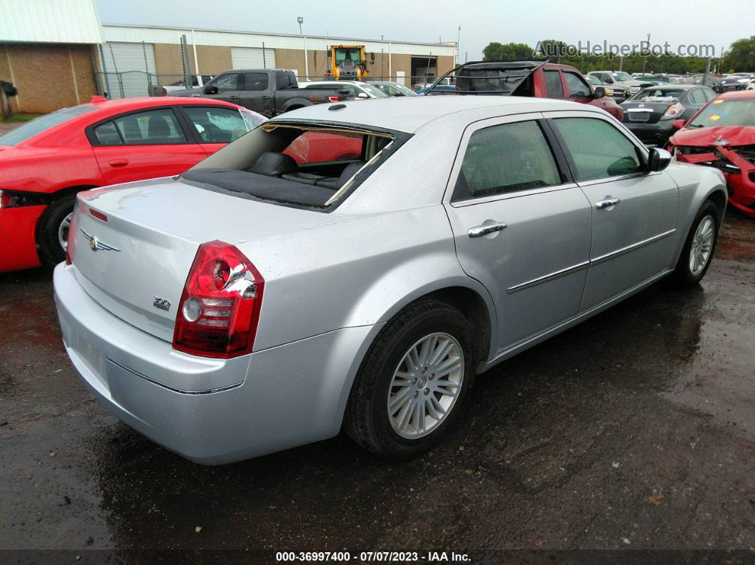 2010 Chrysler 300 Touring Серебряный vin: 2C3CA5CV6AH293970