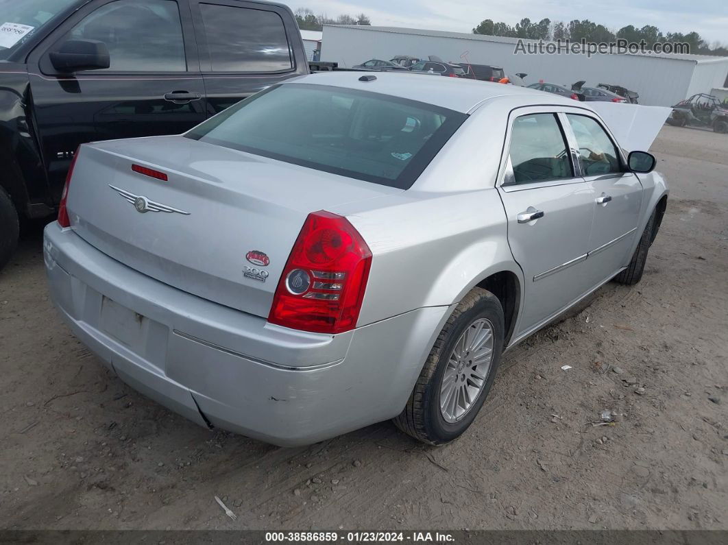 2010 Chrysler 300 Touring/signature Series/executive Series Silver vin: 2C3CA5CV6AH325462