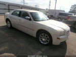 2010 Chrysler 300 Touring Signature White vin: 2C3CA5CV7AH149814