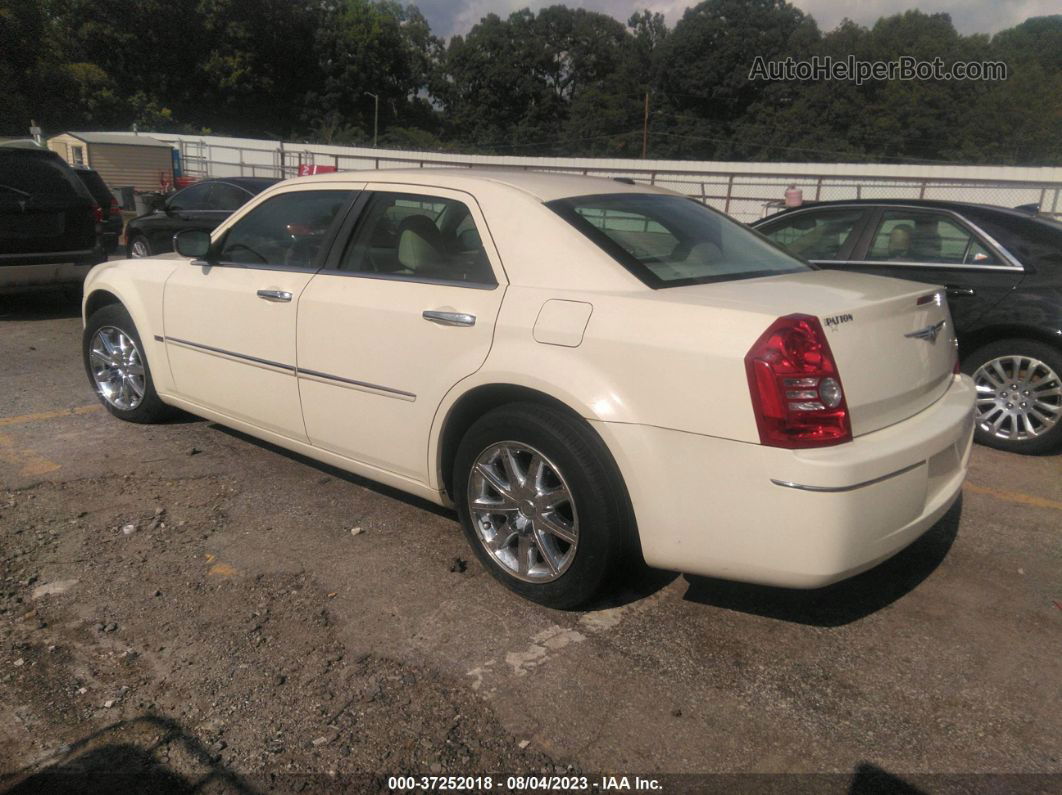 2010 Chrysler 300 Touring Signature White vin: 2C3CA5CV7AH149814