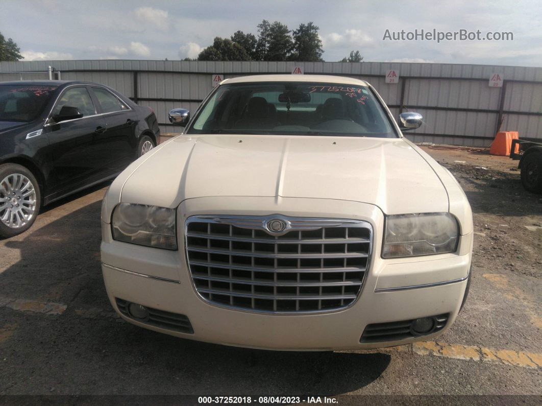 2010 Chrysler 300 Touring Signature White vin: 2C3CA5CV7AH149814