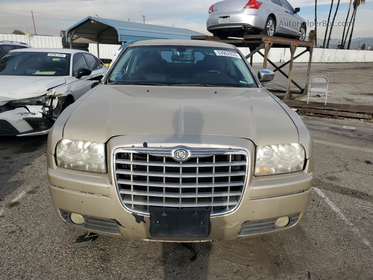 2010 Chrysler 300 Touring Gold vin: 2C3CA5CV7AH215357